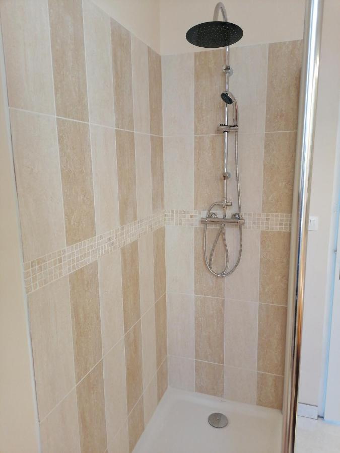 Au Thiernois Apartment Thiers Ngoại thất bức ảnh
